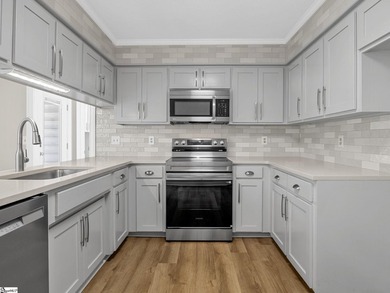 Charming 4-bedroom, 2.5-bath home in a prime Taylors location! - photo 18