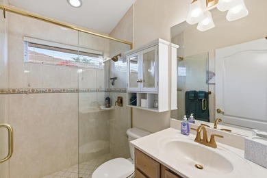 This charming 3 Bed / 2 Bath / 2 Car garage home is located in a - photo 20