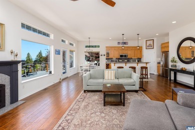 Exceptional Bell Hill home in the highly sought-after Highland - photo 20
