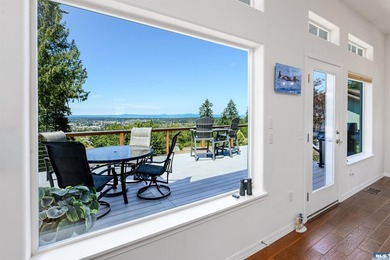 Exceptional Bell Hill home in the highly sought-after Highland - photo 21