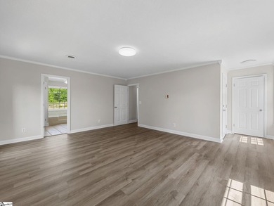 Charming 4-bedroom, 2.5-bath home in a prime Taylors location! - photo 25