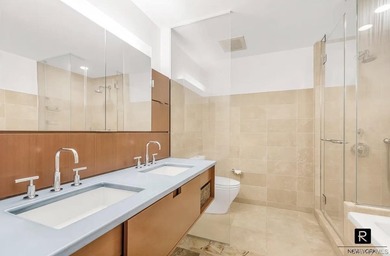 Welcome home to Residence 4M at Riverhouse. This sun-filled 1 - photo 6