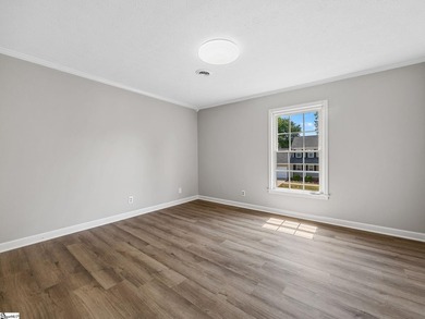 Charming 4-bedroom, 2.5-bath home in a prime Taylors location! - photo 28
