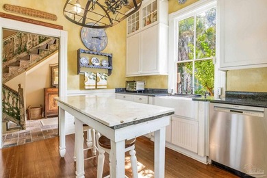 Welcome to 1017 N Palafox Street, a timeless Queen Anne - photo 31