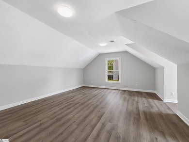 Charming 4-bedroom, 2.5-bath home in a prime Taylors location! - photo 33
