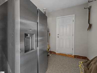 Charming 4-bedroom, 2.5-bath home in a prime Taylors location! - photo 38
