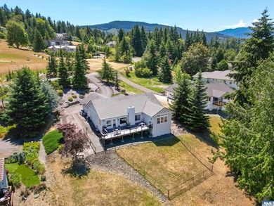 Exceptional Bell Hill home in the highly sought-after Highland - photo 41
