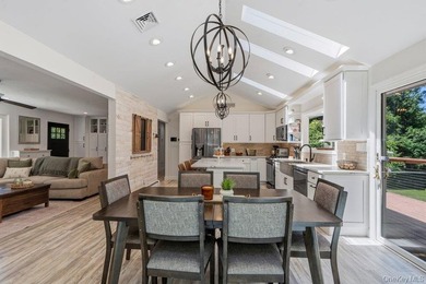 Welcome to 27 Hennesey Drive, a beautifully maintaintained Ranch - photo 8