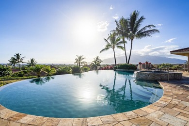 Experience true luxury in the gated community of Hokulani - photo 1