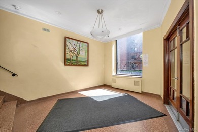 Sunny 1-Bedroom Co-op in Dara Gardens! Features a modern eat-in - photo 3