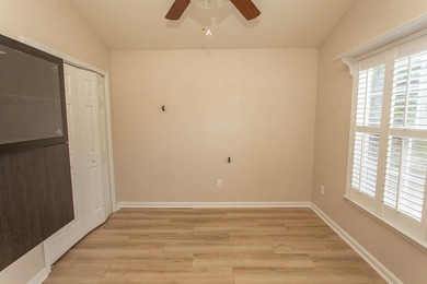 If you're searching for a stylish, updated home in Carolina - photo 9