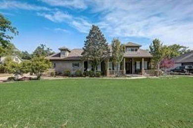 Lake Home For Sale in Trinidad, Texas
