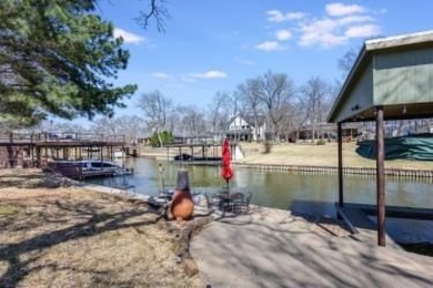 Welcome to your waterfront retreat in the family friendly