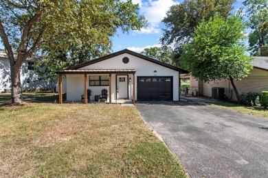 Lake Home For Sale in Tool, Texas