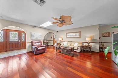 Fantastic FOUR-bedroom THREE- bath pool home situated on a 0.732 - photo 11