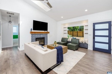Lovely three bedroom mountain view home in the heart of - photo 13