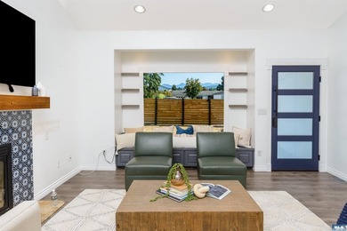 Lovely three bedroom mountain view home in the heart of - photo 14
