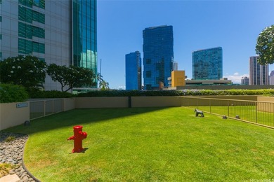 Living the Kakaako Life!!! Beautiful 3 Bedroom 2.5 Bath - photo 19