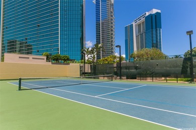 Living the Kakaako Life!!! Beautiful 3 Bedroom 2.5 Bath - photo 20
