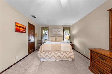 Fantastic FOUR-bedroom THREE- bath pool home situated on a 0.732 - photo 29