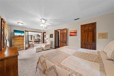 Fantastic FOUR-bedroom THREE- bath pool home situated on a 0.732 - photo 31