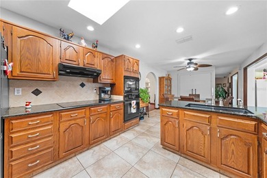 Fantastic FOUR-bedroom THREE- bath pool home situated on a 0.732 - photo 42
