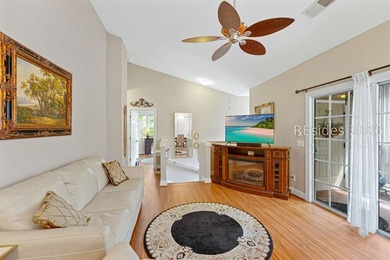 Beautifully maintained 2-bedroom, 2-bath condo offering spacious - photo 7