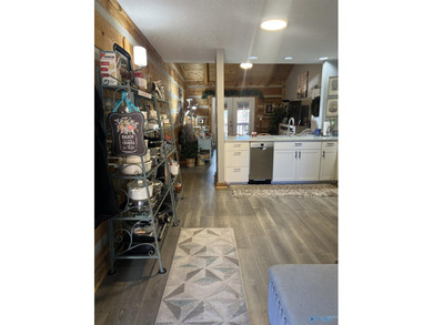 Enjoy lakeside living in this cozy yet upgraded 2nd-story log - photo 6
