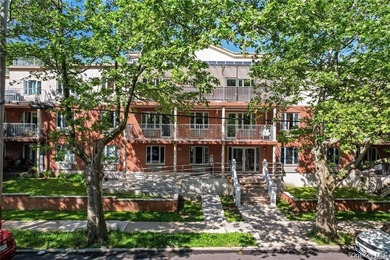 Welcome to your dream home in the heart of Forest Hills! This - photo 1