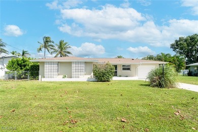 Caloosahatchee River Home Sale Pending in Cape Coral Florida
