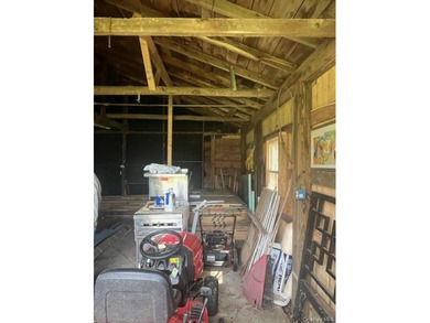 Beautiful parcel with Septic, deeded rights to 2 springs, and - photo 7
