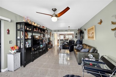 Gulf access condo. Ground floor unit, screened lanai with lake - photo 11