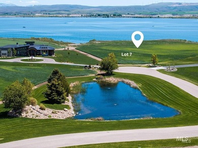 Experience elevated recreational living at Waters Edge, American - photo 12