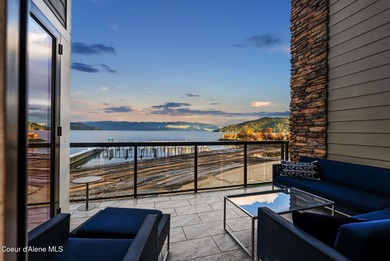 Discover the ultimate expression of refined waterfront living in - photo 13