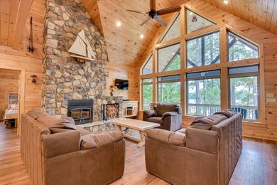The Ultimate Turn-Key Lakefront Retreat: Furnished, Finished - photo 14