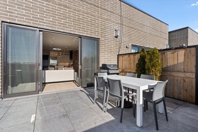 Exceptional, fully customized penthouse in the heart of