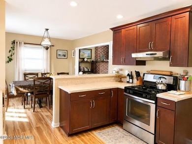 Welcome to 409 3rd Street, a truly rare waterfront opportunity - photo 16