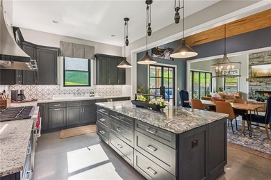 CAR COLLECTOR, RV OWNER, or HOBBYIST DREAM GARAGE....Welcome to