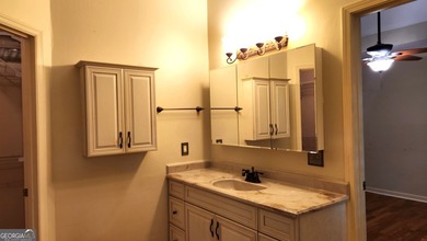 Charming 3 Bedroom raised ranch in the highly sought-after - photo 17