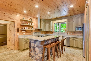The Ultimate Turn-Key Lakefront Retreat: Furnished, Finished - photo 17