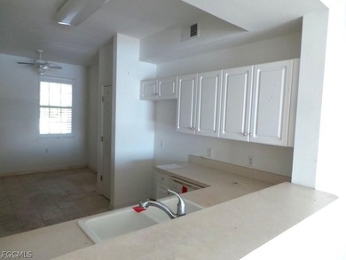 Simply Great Opportunity! Fantastic Two Bedroom, Two Bath 2nd - photo 8
