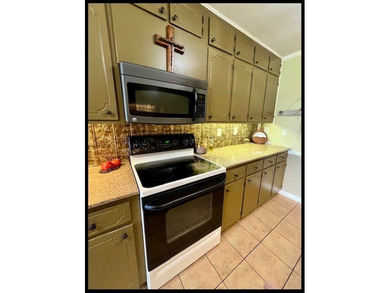 NEW PRICE IMPROVEMENT! Looking for a spacious single-level home - photo 18