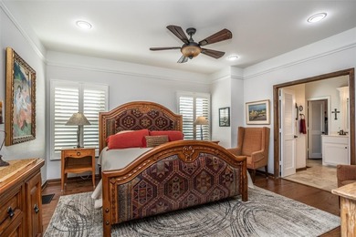 This exceptional lakeview property offers the perfect blend of - photo 19