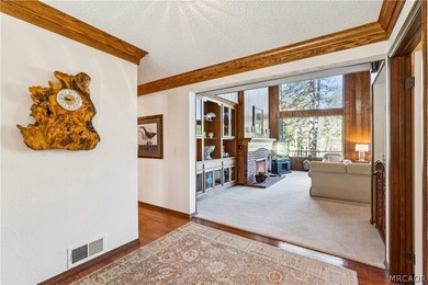Welcome to this exceptional mountain retreat with one-of-a-kind - photo 20