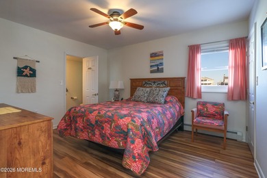 Welcome to 409 3rd Street, a truly rare waterfront opportunity - photo 21