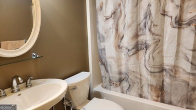 Charming 3 Bedroom raised ranch in the highly sought-after - photo 22