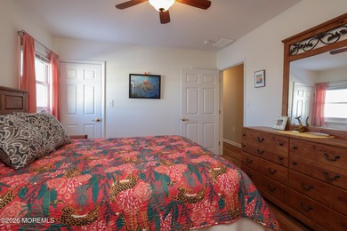 Welcome to 409 3rd Street, a truly rare waterfront opportunity - photo 22