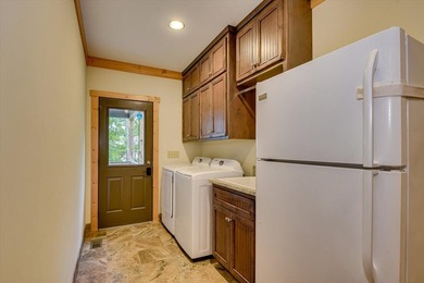 The Ultimate Turn-Key Lakefront Retreat: Furnished, Finished - photo 23