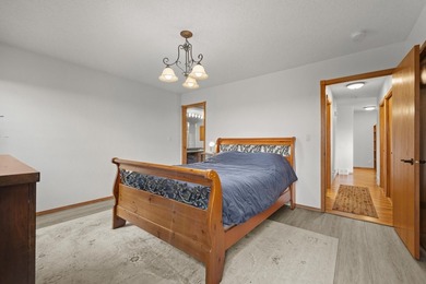 Set on 3.8 acres in Lakeview Estates near Fort Stevenson State - photo 28