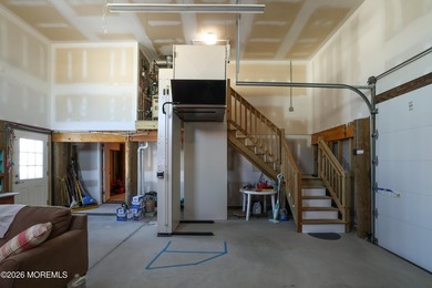 Welcome to 409 3rd Street, a truly rare waterfront opportunity - photo 30